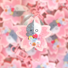 Load image into Gallery viewer, SPRING DΛY KEYCHΛIN
